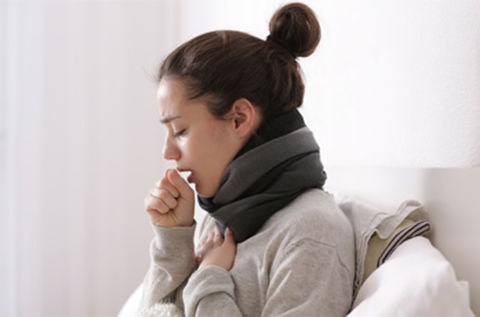 Ont i halsen – virus eller bakterieinfektion?